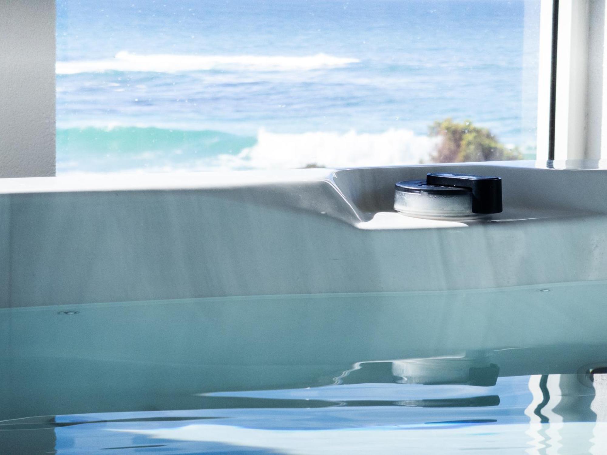 Saltwater - Absolute Oceanfront, Fire Pits, Some Villas With Hot Tubs And Sauna Falmouth Buitenkant foto
