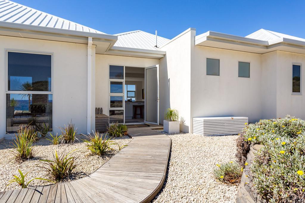 Saltwater - Absolute Oceanfront, Fire Pits, Some Villas With Hot Tubs And Sauna Falmouth Buitenkant foto