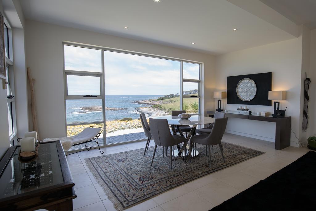 Saltwater - Absolute Oceanfront, Fire Pits, Some Villas With Hot Tubs And Sauna Falmouth Buitenkant foto